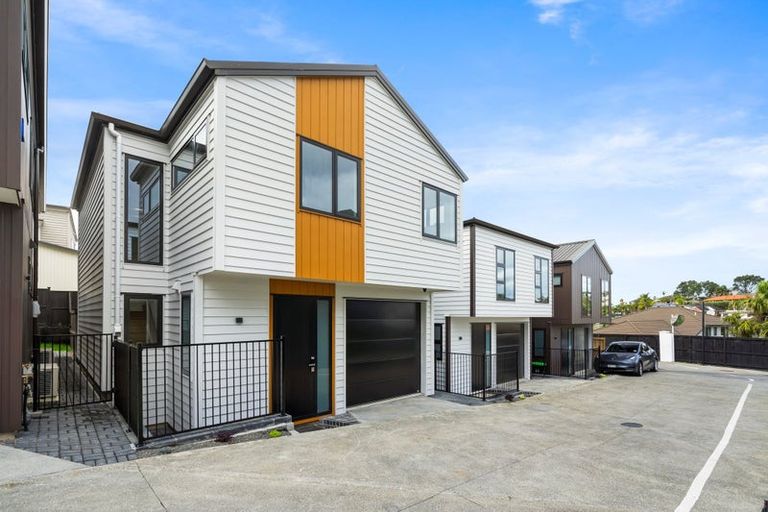 Photo of property in 6/90 Picasso Drive, West Harbour, Auckland, 0618