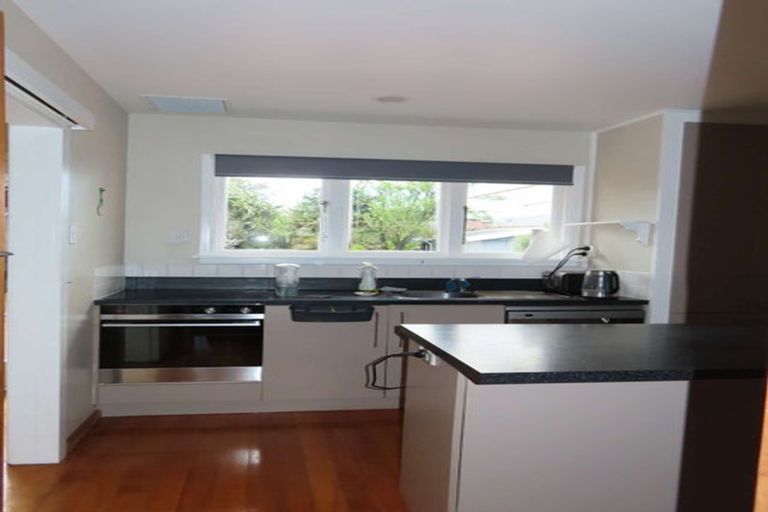 Photo of property in 87 Bassett Street, Burwood, Christchurch, 8083