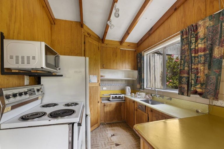 Photo of property in 196 Doctors Point Road, Waitati, 9085