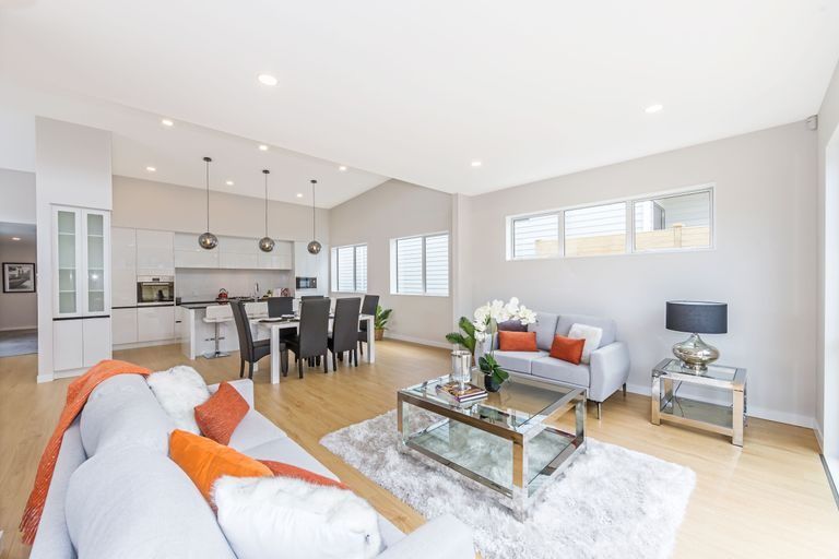 Photo of property in 41 Ascension Crescent, Orewa, 0931