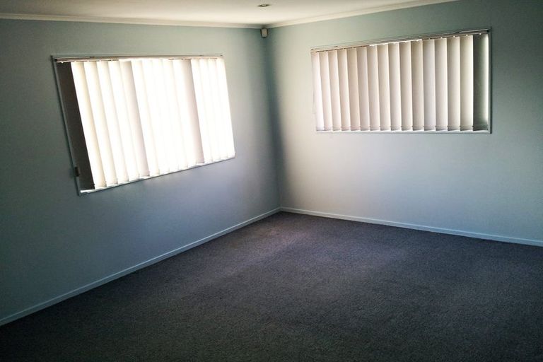 Photo of property in 30 Wyllie Road, Papatoetoe, Auckland, 2025