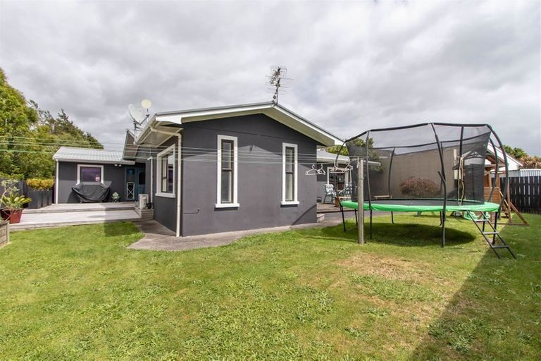 Photo of property in 4 Kamahi Place, Inglewood, 4330