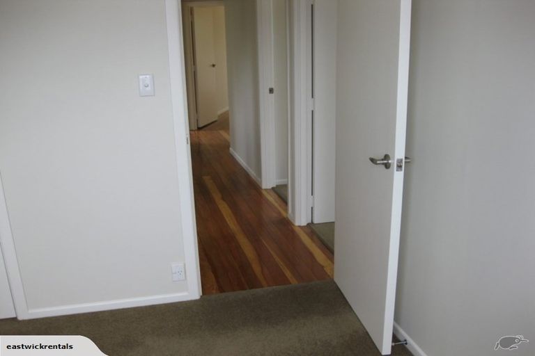 Photo of property in 3a Kelvin Road, Papakura, 2110