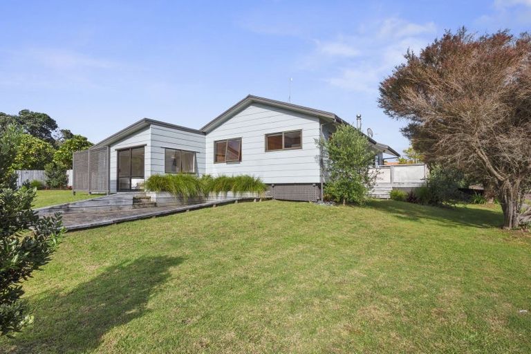Photo of property in 210 Vista Paku, Pauanui, Hikuai, 3579