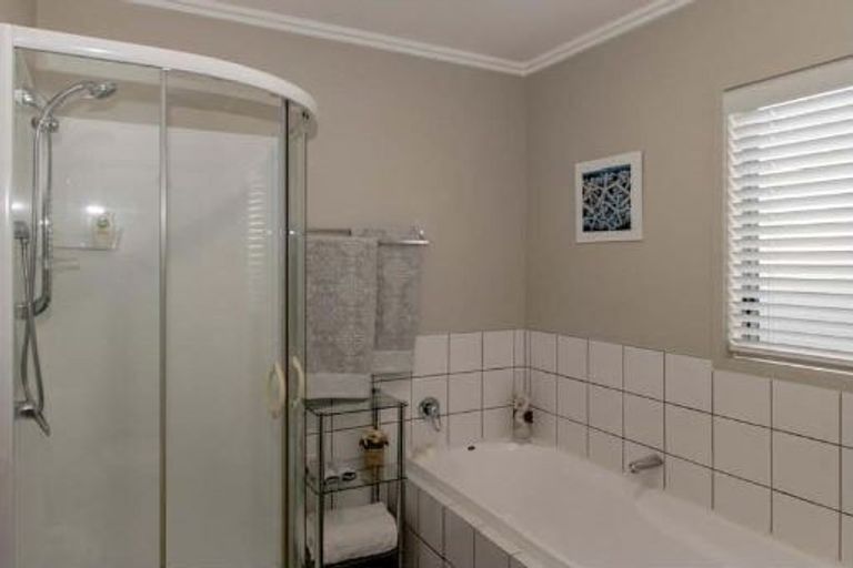 Photo of property in 36a Mcgregor Avenue, Pirimai, Napier, 4112