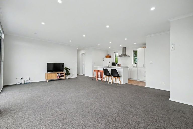 Photo of property in 992a Tremaine Avenue, Roslyn, Palmerston North, 4414