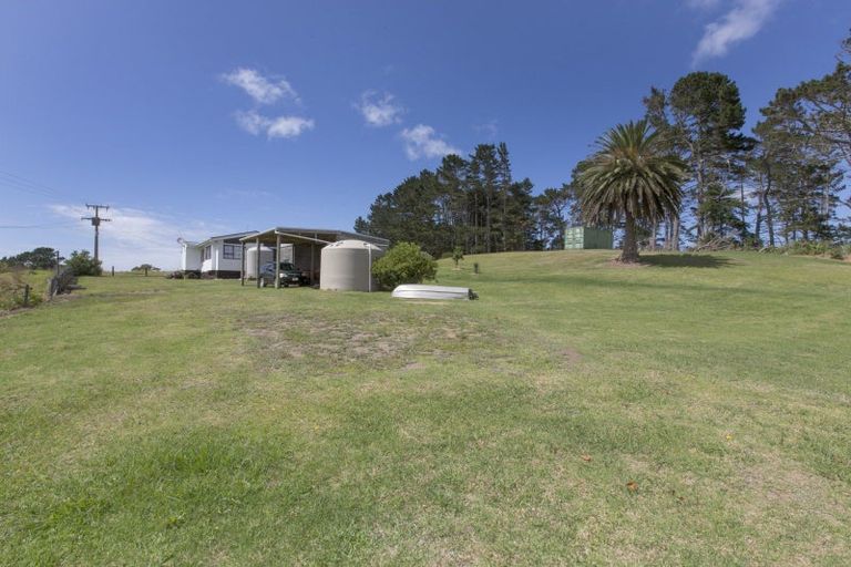 Photo of property in 5705 Pouto Road, Pouto, Te Kopuru, 0391