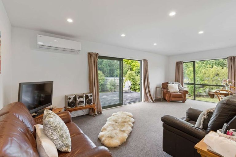 Photo of property in 11b Brook Street, Southbridge, 7602