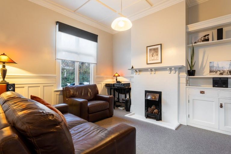 Photo of property in 139 Eglinton Road, Mornington, Dunedin, 9011