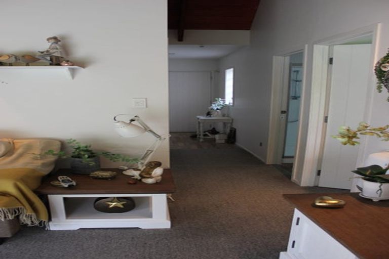 Photo of property in 388 Pine Valley Road, Dairy Flat, Silverdale, 0992