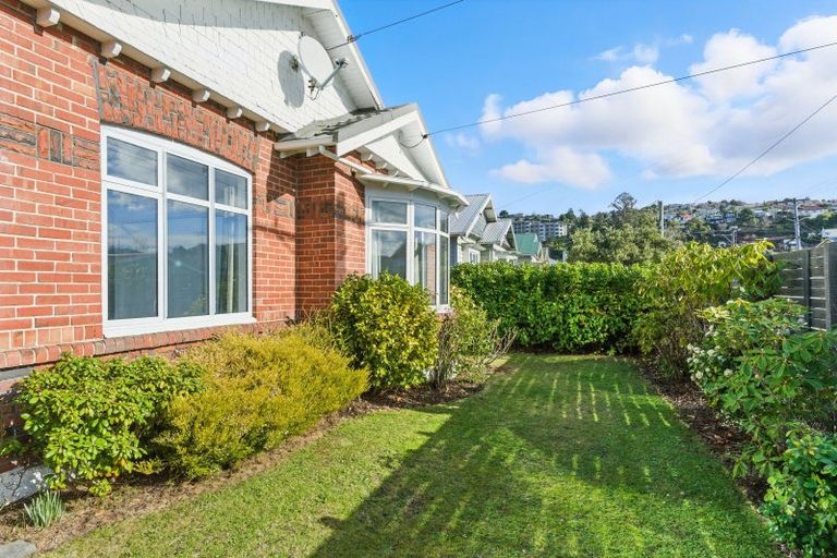 Photo of property in 253 Macandrew Road, Forbury, Dunedin, 9012
