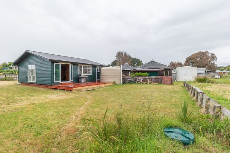 Photo of property in 10 Ewing Street, Hokio Beach, Levin, 5571