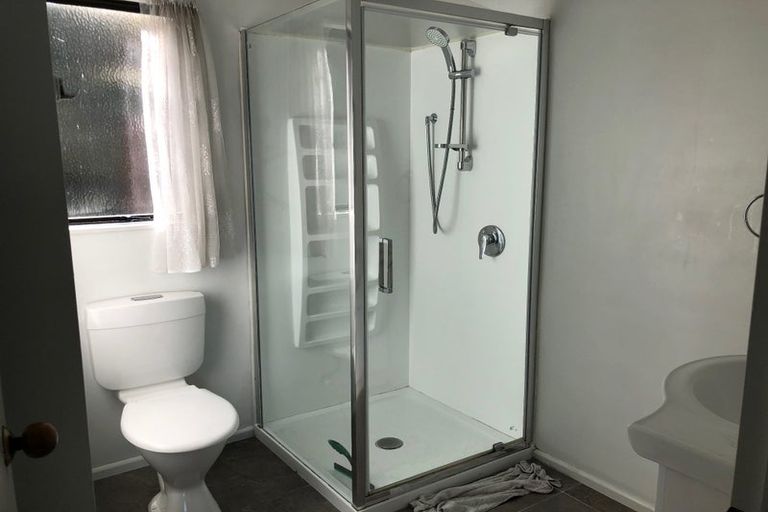 Photo of property in 2/28 Sainsbury Road, Fernhill, Queenstown, 9300