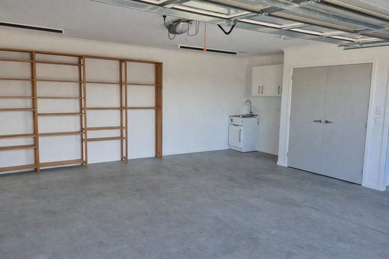 Photo of property in 28a San Priamo Place, Paraparaumu Beach, Paraparaumu, 5032