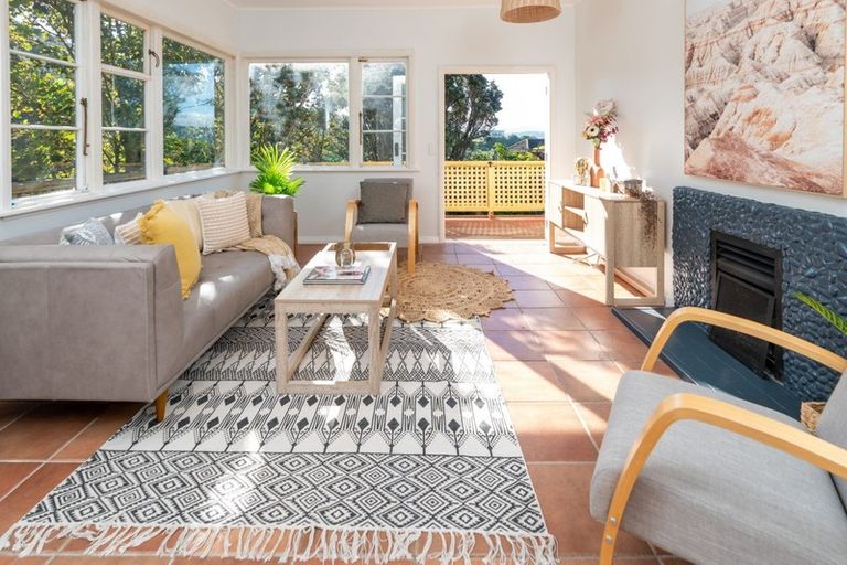 Photo of property in 99 Monorgan Road, Strathmore Park, Wellington, 6022