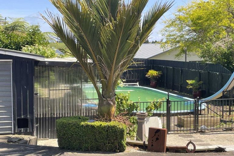Photo of property in 22 Takiroa Street, Urenui, 4375