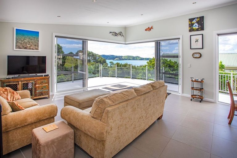 Photo of property in 56 Puriri Road, Te Kouma, Coromandel, 3581
