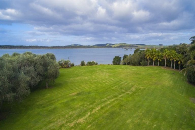 Photo of property in 324 Omaha Flats Road, Tawharanui Peninsula, Warkworth, 0986