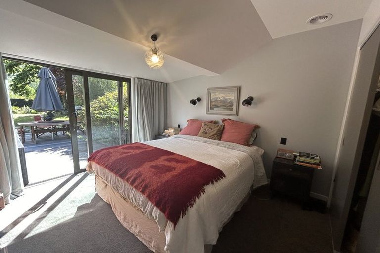 Photo of property in 47 Adamson Drive, Arrowtown, 9302