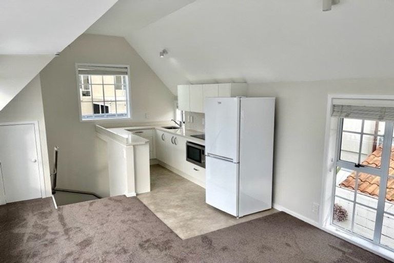 Photo of property in 59 Milford Road, Milford, Auckland, 0620