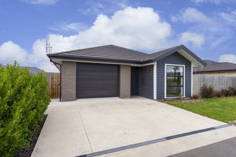 Photo of property in 9 Olivia Street, Rolleston, 7615