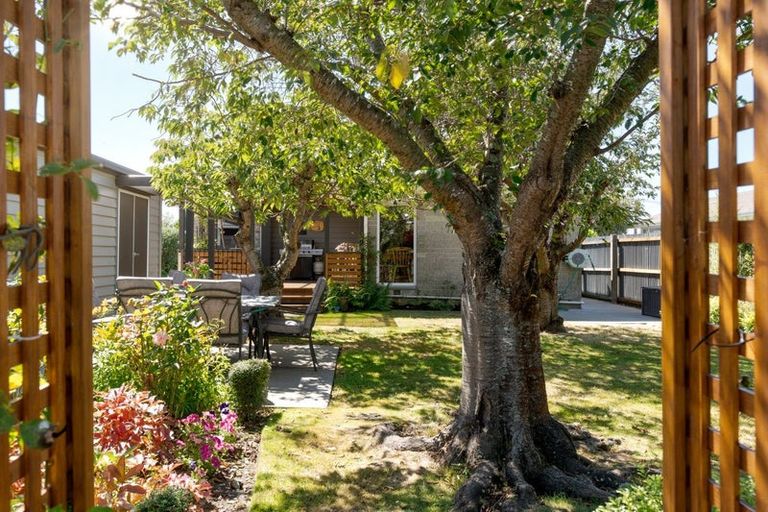 Photo of property in 27 Cunningham Place, Halswell, Christchurch, 8025