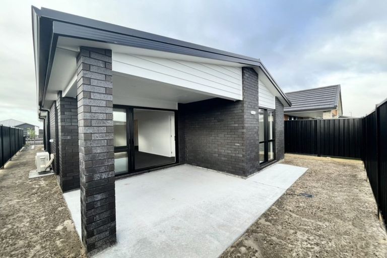 Photo of property in 6 Chrysler Street, Papamoa, 3118