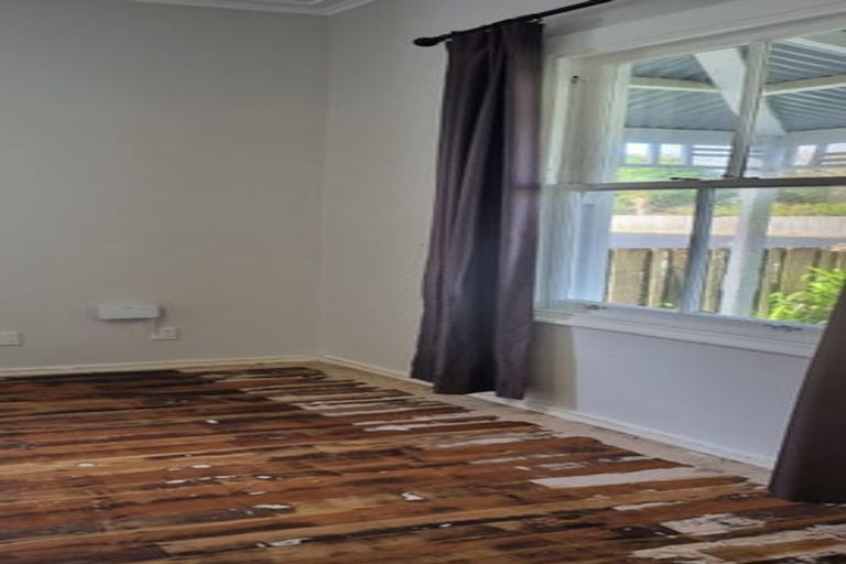 Photo of property in 4 Stewart Street, Helensville, 0800