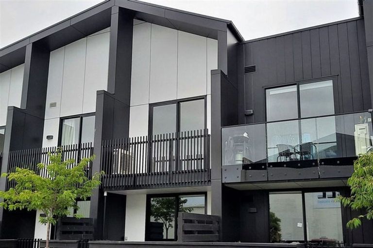 Photo of property in 6/4 Waverley Street, Sydenham, Christchurch, 8023