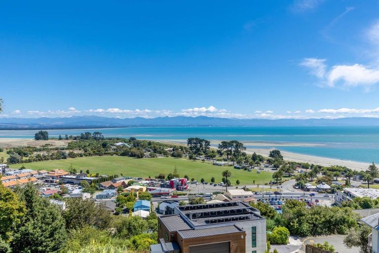 Photo of property in 25 Champion Terrace, Moana, Nelson, 7011