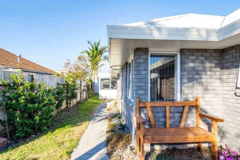 Photo of property in 10a Liftan Place, Mount Maunganui, 3116