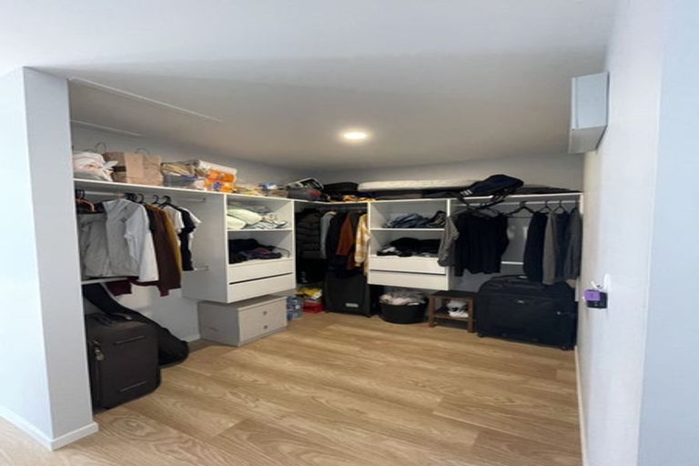 Photo of property in 18a Hazel Glen, Bayview, Auckland, 0629