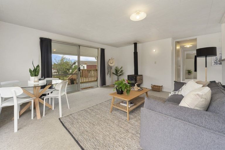 Photo of property in 11a Tobin Place, Richmond Heights, Taupo, 3330