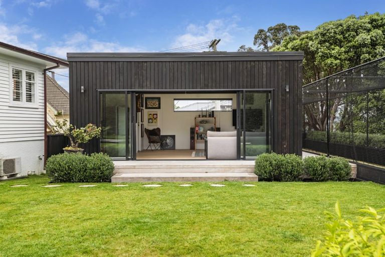 Photo of property in 34 Hinemoa Street, Birkenhead, Auckland, 0626