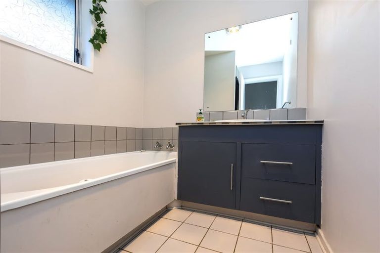 Photo of property in 1/51 Centaurus Road, Cashmere, Christchurch, 8022