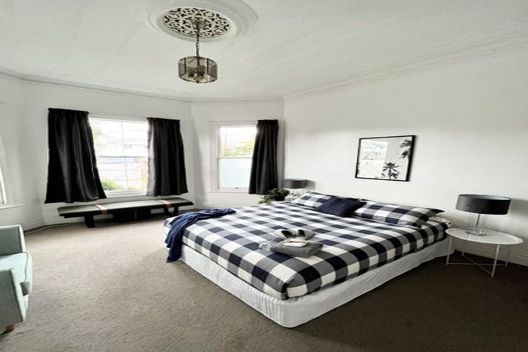 Photo of property in 2/24 West End Road, Herne Bay, Auckland, 1022