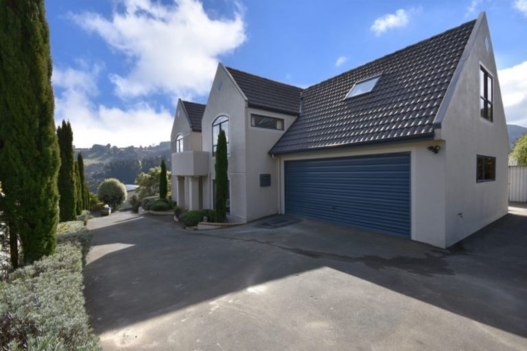 Photo of property in 18 Ribbonwood Close, Normanby, Dunedin, 9010