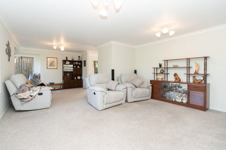 Photo of property in 30 Caversham Drive, Rototuna, Hamilton, 3210