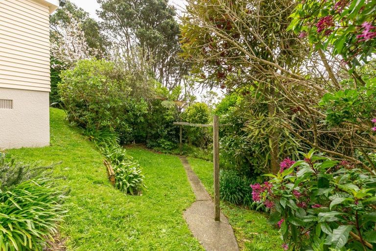 Photo of property in 69 Tannadyce Street, Strathmore Park, Wellington, 6022