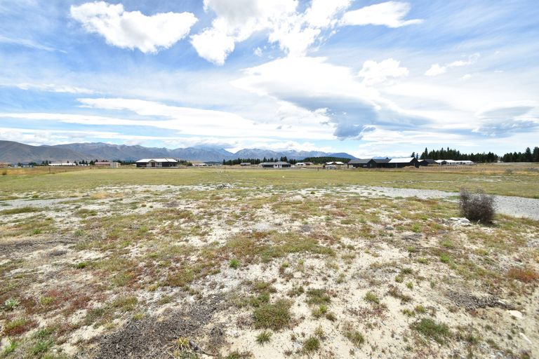 Photo of property in 8 Peak Drive, Twizel, 7901