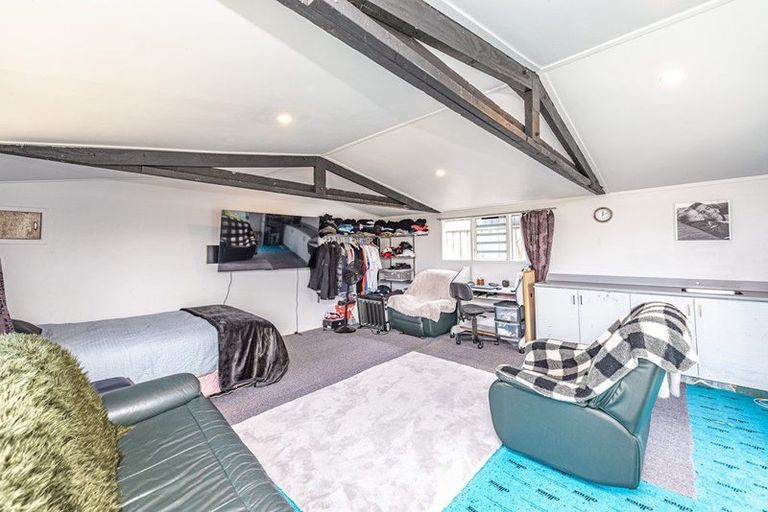 Photo of property in 3 Rogers Street, Castlecliff, Whanganui, 4501