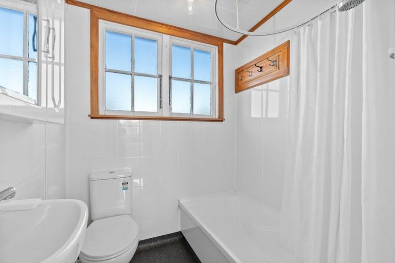 Photo of property in 60 Cole Street, Masterton, 5810