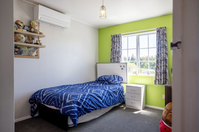 Photo of property in 10 Watts Road, Waipawa, 4210