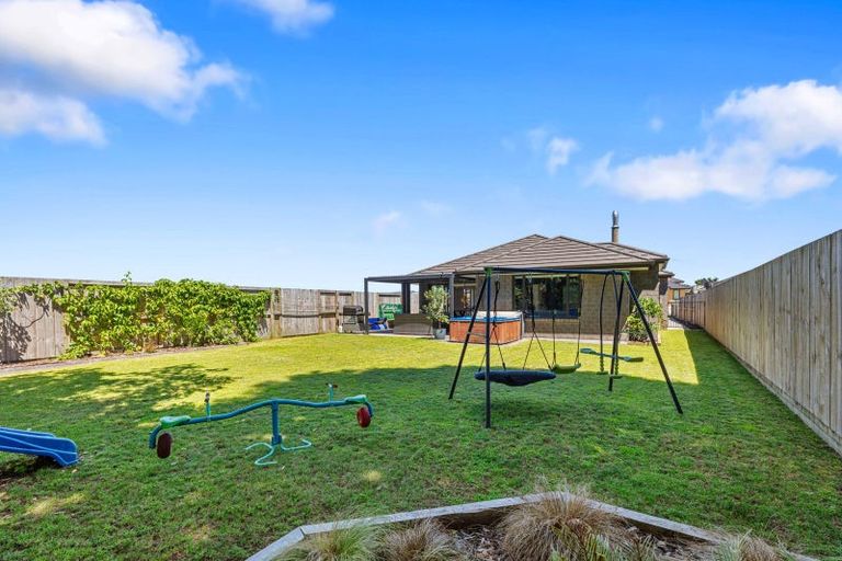 Photo of property in 15 Clover Lane, Pyes Pa, Tauranga, 3112