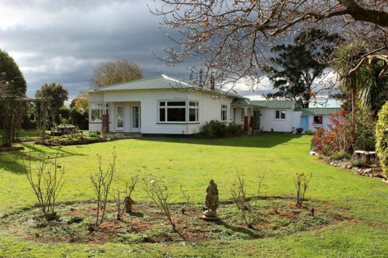 Photo of property in 346 Umutaoroa Road, Dannevirke, 4978