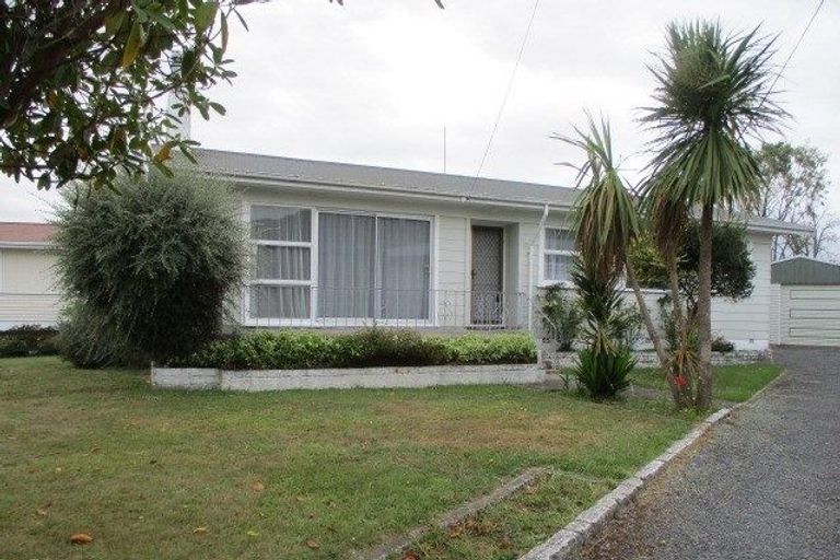 Photo of property in 12 Fenruss Street, Fairy Springs, Rotorua, 3015