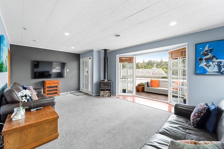 Photo of property in 43 Cranston Street, Torbay, Auckland, 0632