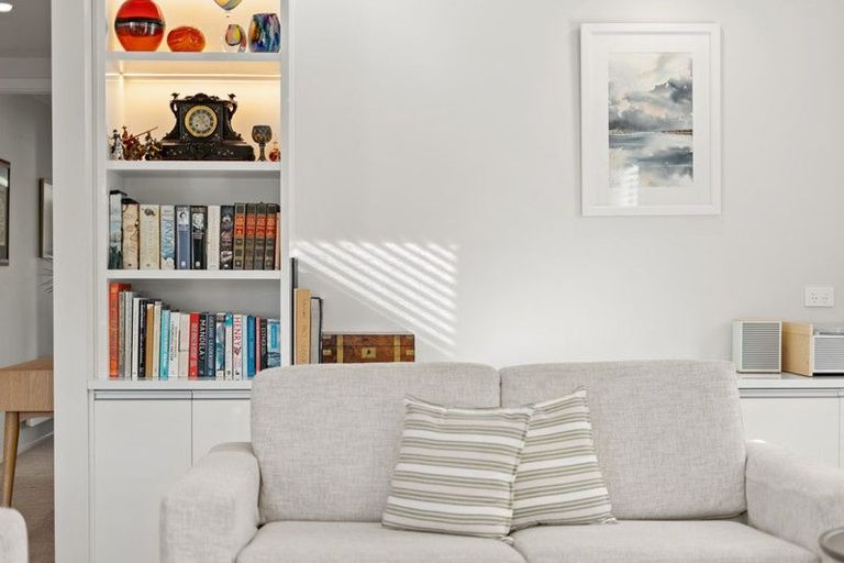 Photo of property in 1/21 Marie Avenue, Red Beach, 0932