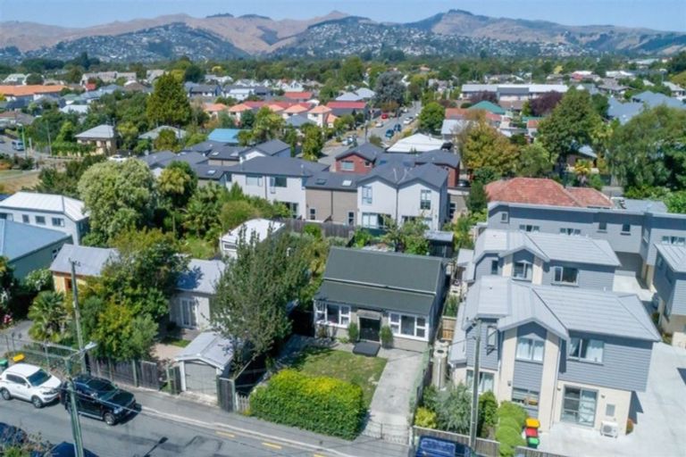 Photo of property in 32 Burke Street, Addington, Christchurch, 8024