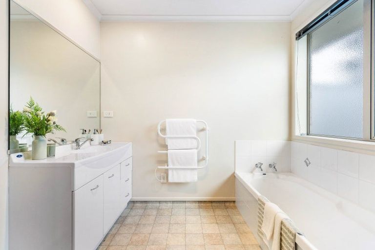 Photo of property in 716 Gloucester Road, Papamoa Beach, Papamoa, 3118